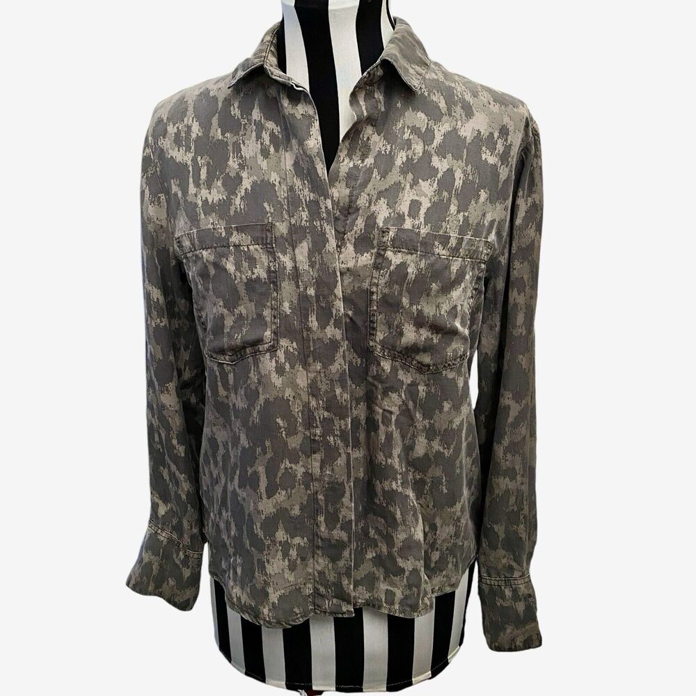 Anthropologie's Cloth & Stone Camo Top High Low Split Back Pockets Sz XS Tencel